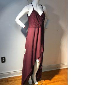 Le Chateau V-neck Wine Burgundy Lace Chiffon Asymmetrical Gown Maxi Dress NWT